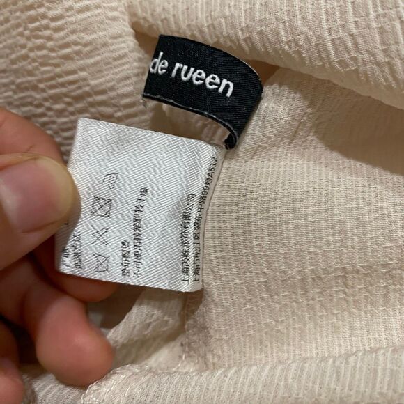 Époque de Rueen Beige Textured Long Sleeve Blouse Women’s Small | Ruffle Cuff To - Picture 5 of 6